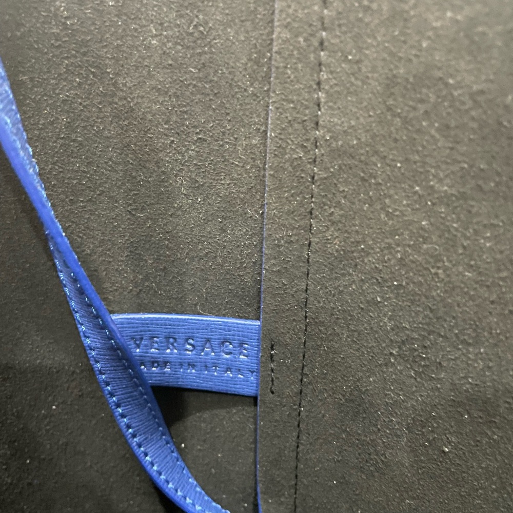 Versace Blue Texture Leather Handbag/Tote
Rare! Sold Out! Brand New! Dust Bag! - Picture 10 of 10